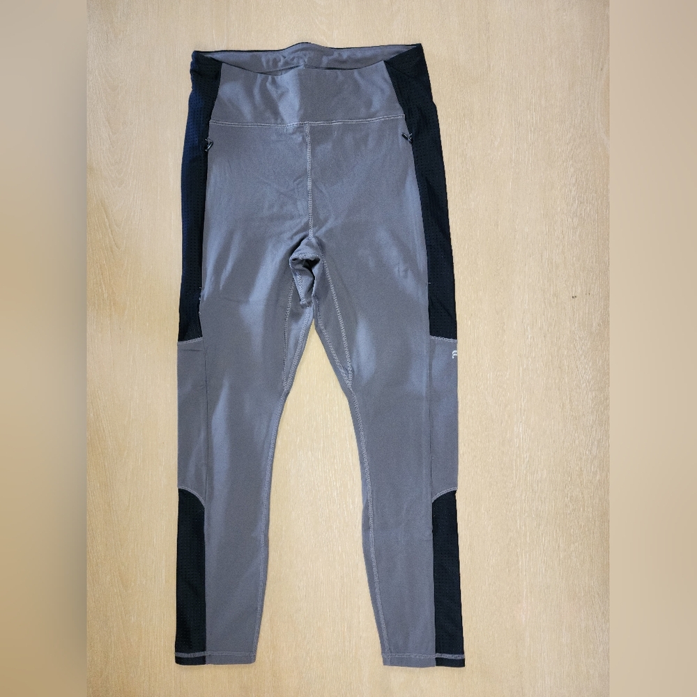 Fabletics Utility Leggings Size Large